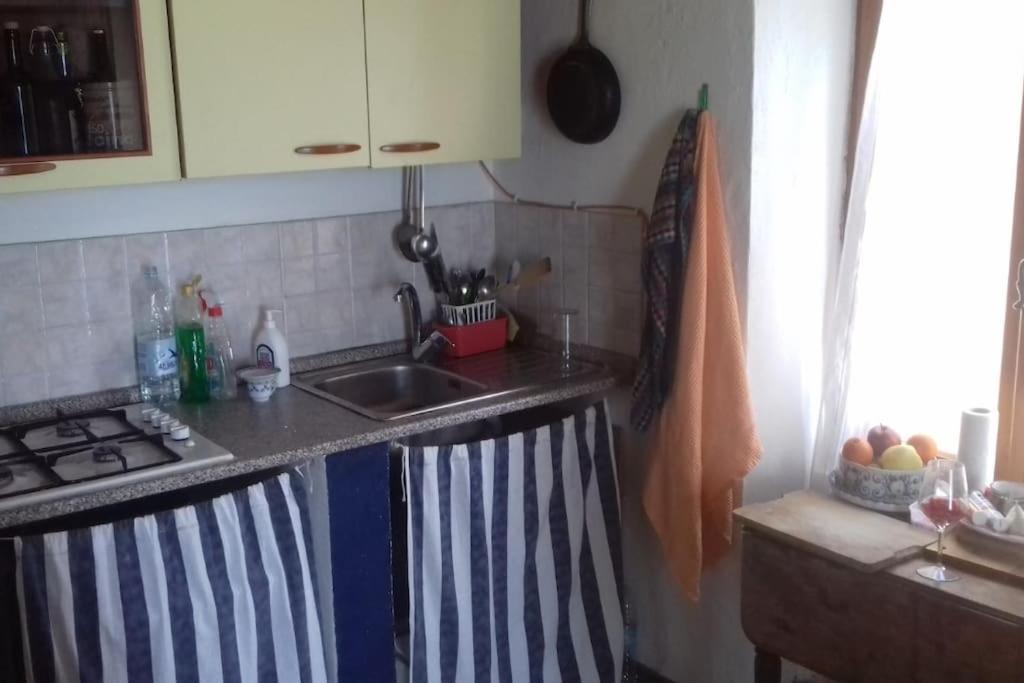 Amazing Flat At The Heart Of 5 Terre National Park Apartment เวอนาซซา ภายนอก รูปภาพ